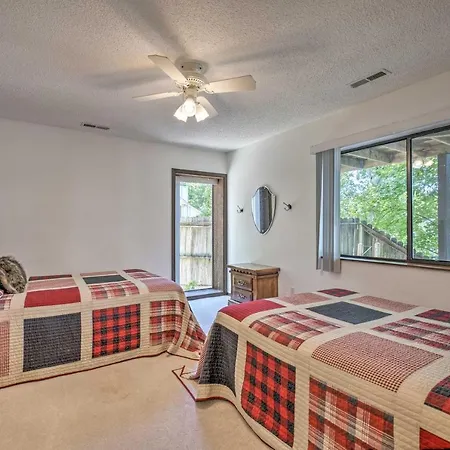 Lake Of The Ozarks Home With Game Room, Bbq And Dock!